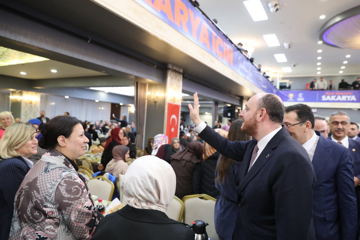 📍Sakarya

Genel Başkan Yardımcımız ve Seçim İşleri Başkanımız Sayın <a href="/aliihsanyavuz54/">Ali İhsan YAVUZ</a> ile birlikte Teşkilat İftarı’nda dava ve yol arkadaşlarımızla bir araya geldik.

Ramazan’ın bereketini paylaşırken Sakarya teşkilatımızın samimiyetini, yol arkadaşlığını ve bu davaya duyduğu