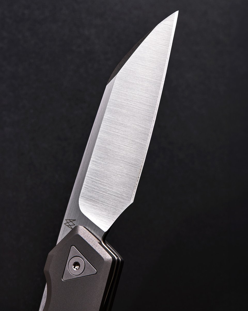 KnifeCenter tweet media