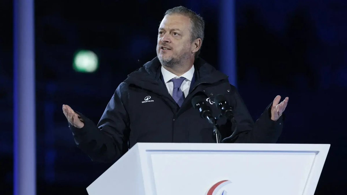 tribunaua's tweet photo. Президент МПК Парсонс знову взявся захищати російських військових:

«Ми не можемо вирішувати, хто є поганими чи хорошими солдатами. Що я можу сказати — у нас багато країн, що мають військові програми і ці чутки про російських fast-tracking athletes не відповідають дійсності» https://t.co/aGwSRJQ3OF