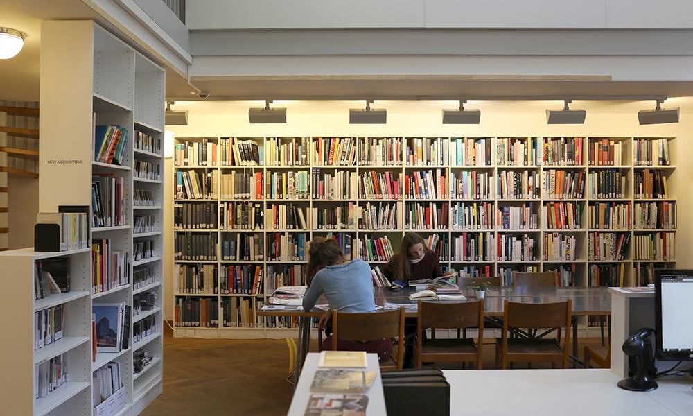 alioglu_library tweet picture
