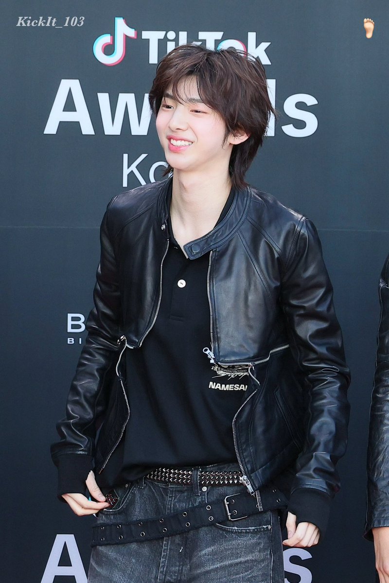 𝐊𝐢𝐜𝐤 𝐈𝐭. tweet media