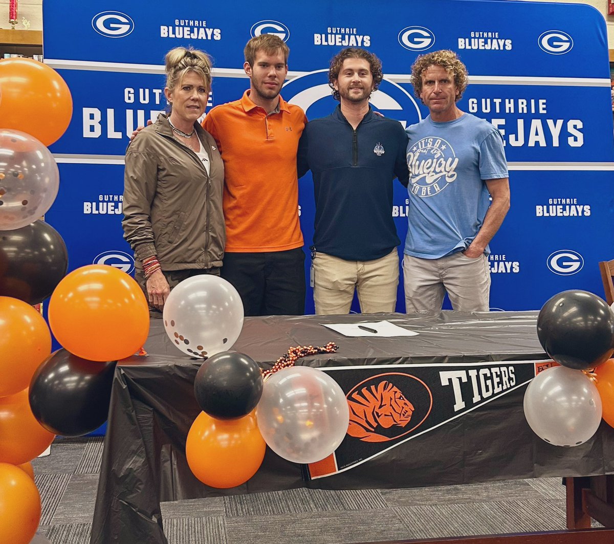 Lisa Reece tweet media