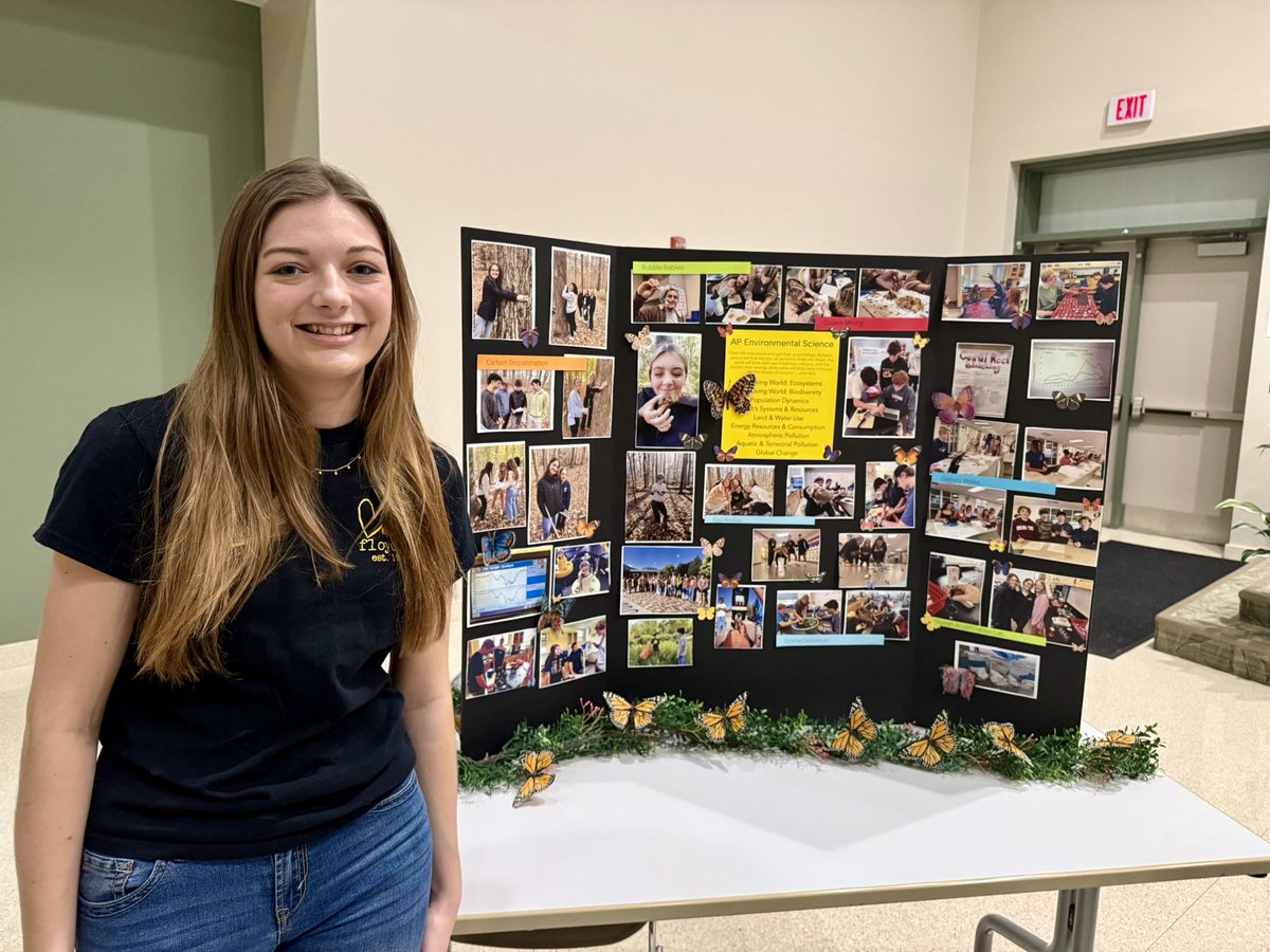 BioKnights's tweet photo. Knights Rising!  Students and teachers chatted with rising freshmen about the many different courses offered! https://t.co/JpHyTKEB24