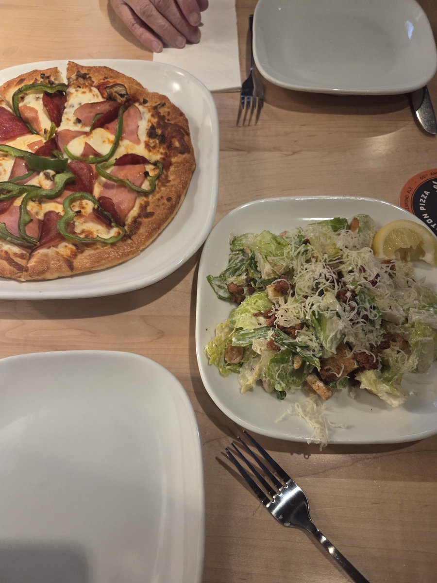 Boston pizza hires the nicest, most polite young people ever. Visiting #naniamo thank you.