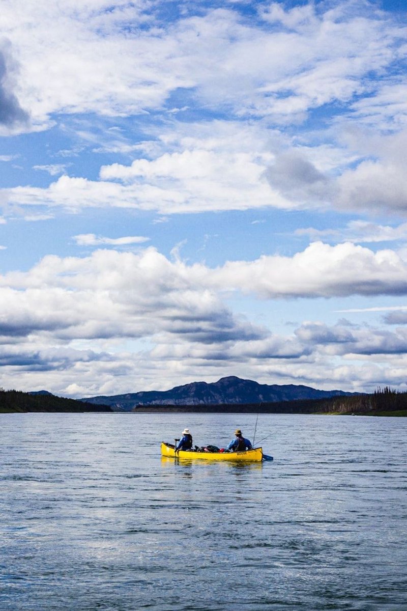 spectacularNWT's tweet photo. Paddle. Pause. Take it all in.

The waterways in the Northwest Territories were made for moments like this.

📍 Great Bear River
📸 Olivia Mater &amp; @JackpinePaddle https://t.co/kBuKdbQde0