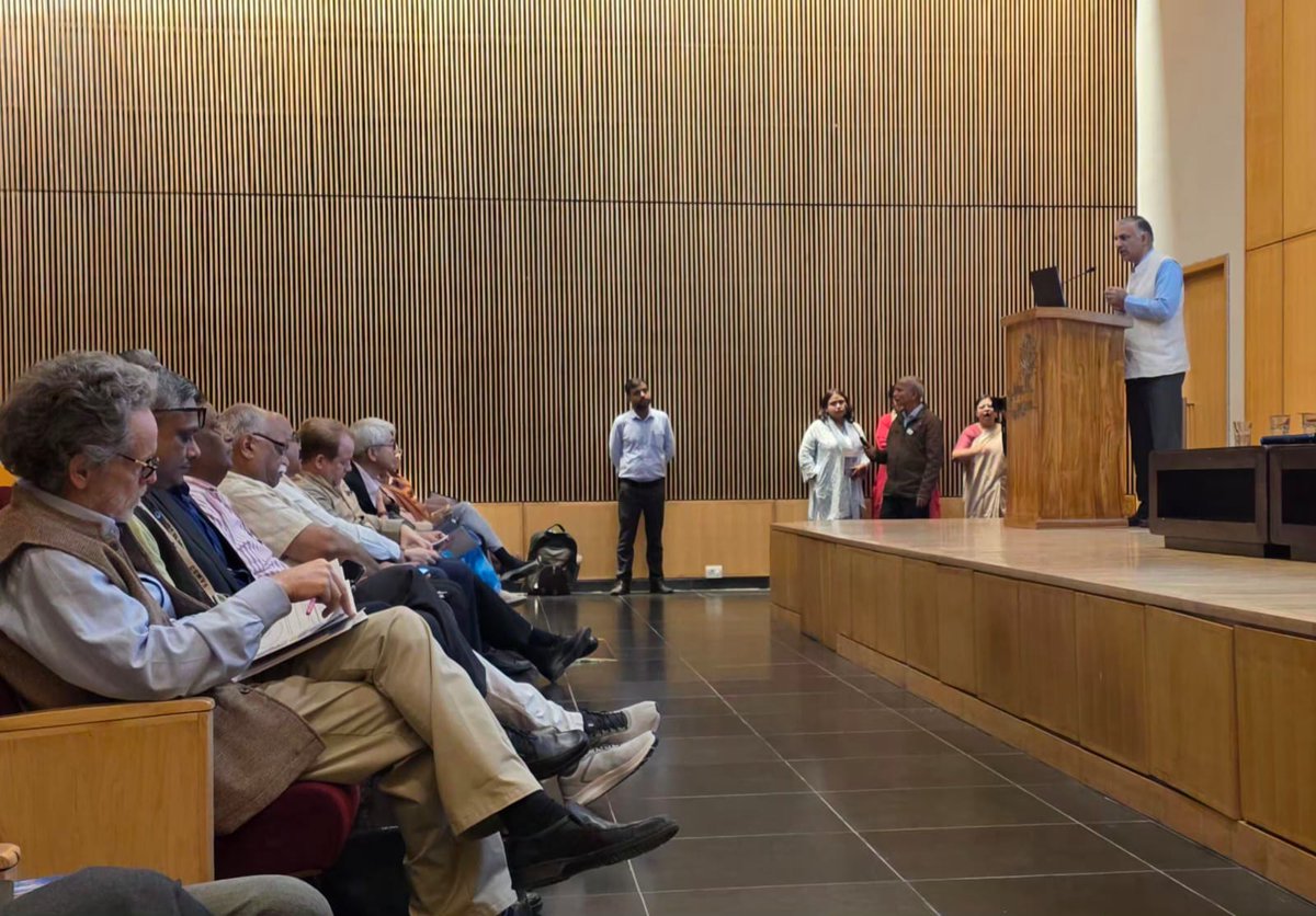 nalanda_univ's tweet photo. @CSMVSmumbai and @Bihar_Museum jointly hosted a symposium titled “Thinking Nalanda'.

The symposium, held yesterday at Bihar Museum, Patna, featured a special address by Professor @Sachin_Chat, Vice Chancellor of Nalanda University, who reflected on Nalanda’s historical legacy and its contemporary relevance.

Professor Chaturvedi emphasised the need to reimagine knowledge traditions by moving beyond the fragmentation of modern academic disciplines and reviving the integrated intellectual spirit of ancient Nalanda University, where philosophy, economics, art, culture and geopolitics engaged in meaningful dialogue.

He also highlighted ongoing efforts at the university to revitalise traditional knowledge systems, including the development of a new library and initiatives to better understand classical knowledge methodologies, alongside community engagement programmes like Sahabhagita that reconnect the university with neighbouring villages and indigenous knowledge traditions.

Curated by @DrAlkaPande 
 
@MEAIndia | @MinOfCultureGoI | @PIBCulture | @IPRDBihar