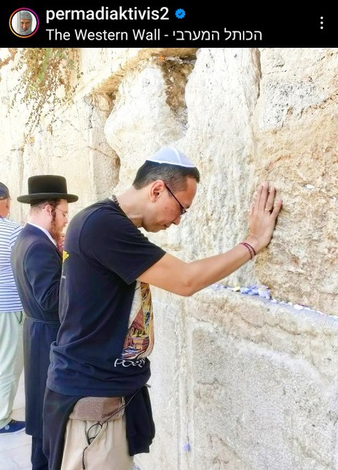 FuppedUck tweet media