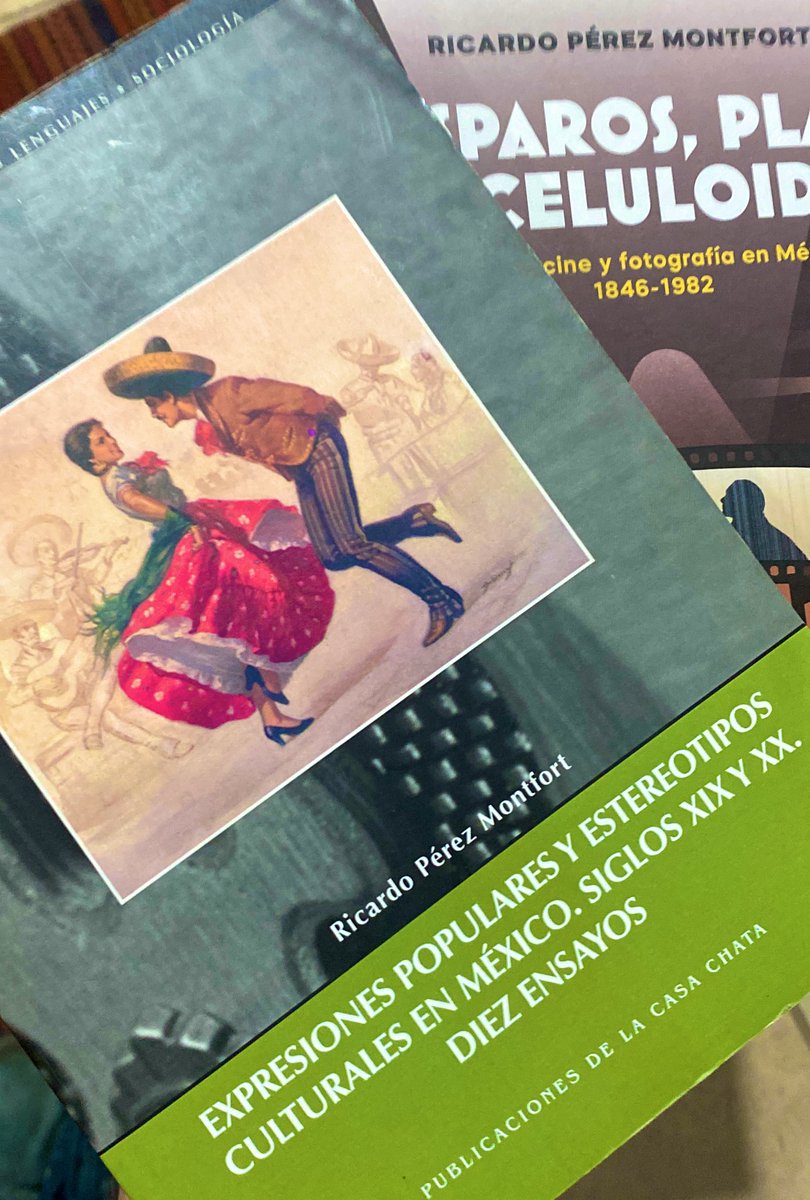 minofernando's tweet photo. Es una triste noticia la muerte de Ricardo Pérez Montfort. Sus muchísimos trabajos son miradas fascinantes a las relaciones entre cultura popular y la construcción de identidades. Abrió múltiples caminos para pensar el cine mexicano. https://t.co/pXHJuLAZJD
