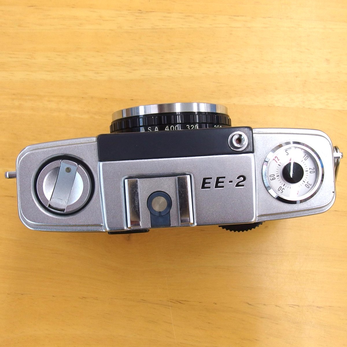 champcamera's tweet photo. OLYMPUS PEN-EE2(整備済)¥22,000 by みすずが丘店(#あざみ野)
28mmF3.5単焦点レンズ搭載 #ハーフカメラ。
ピント合わせ不要の固定焦点と自動露出で簡単手軽に撮れる初心者におススメの整備済 #フィルムカメラ です。
#PENEE2 #田園都市線
https://t.co/PeSeHOz1mn https://t.co/iPdPbwkxcS