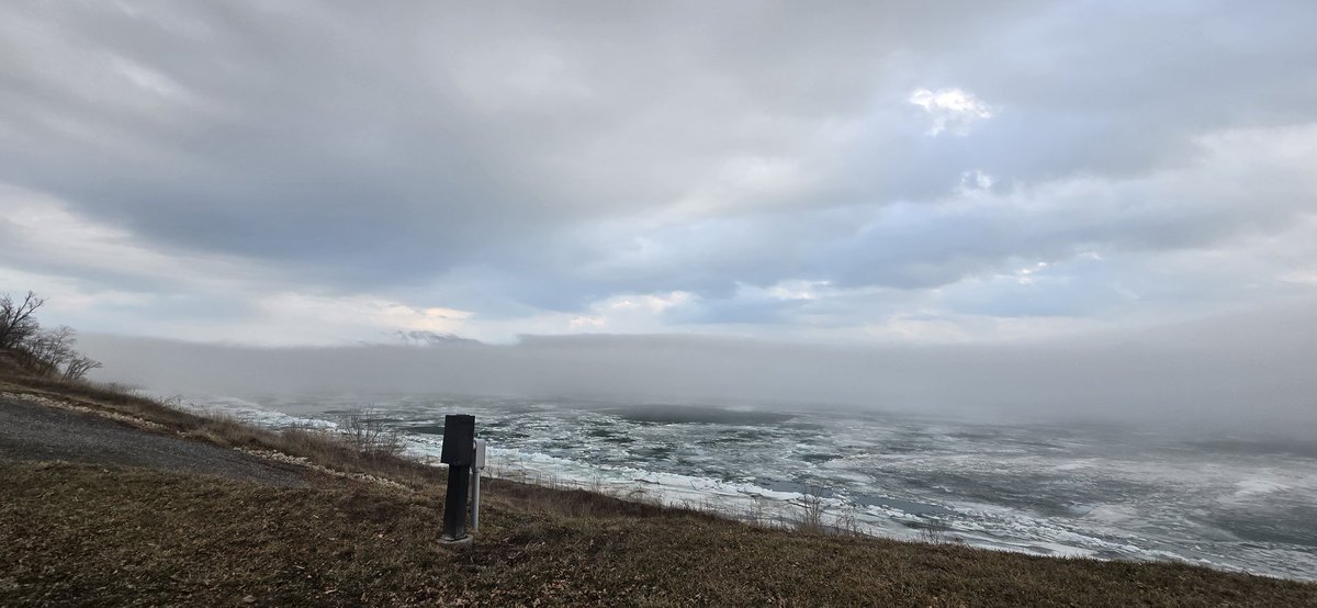 BethTrio's tweet photo. Prestorm daylight photos @WE_SEE_ https://t.co/QMsrGgcXBt