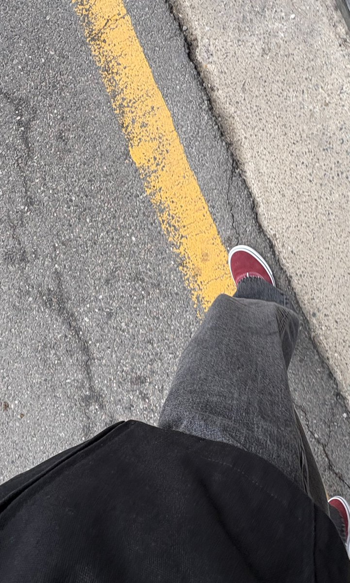 대리버블 tweet media