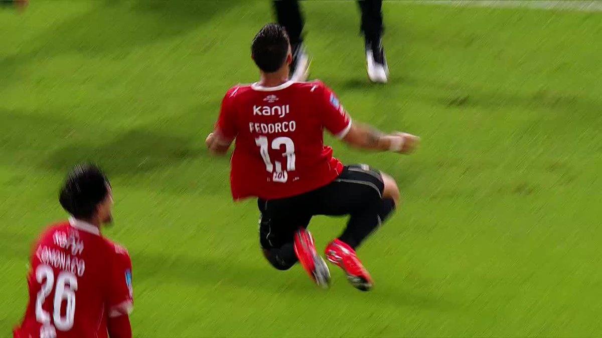 Vista de la App JugaBet con juegos destacados