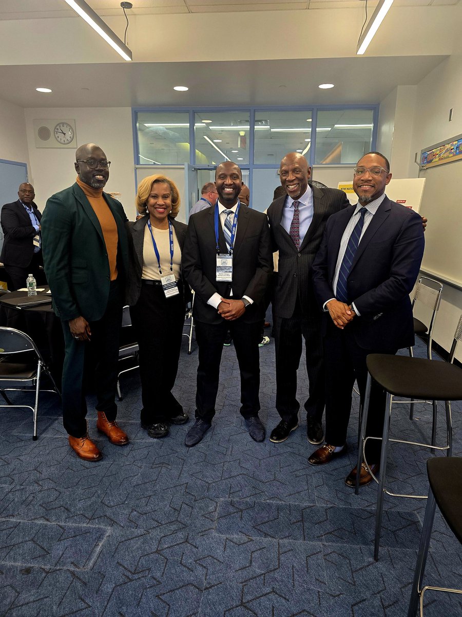 Warren Morgan tweet media