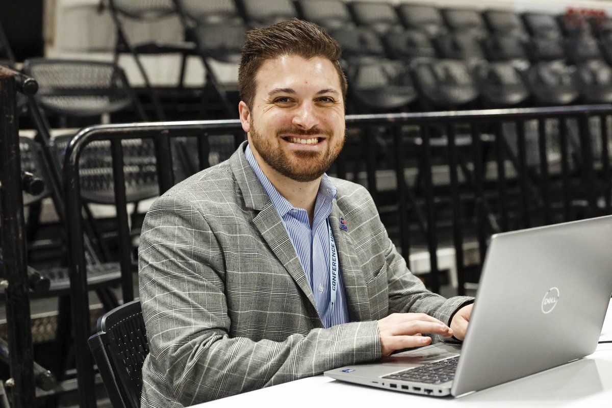 Josh Yonis tweet media