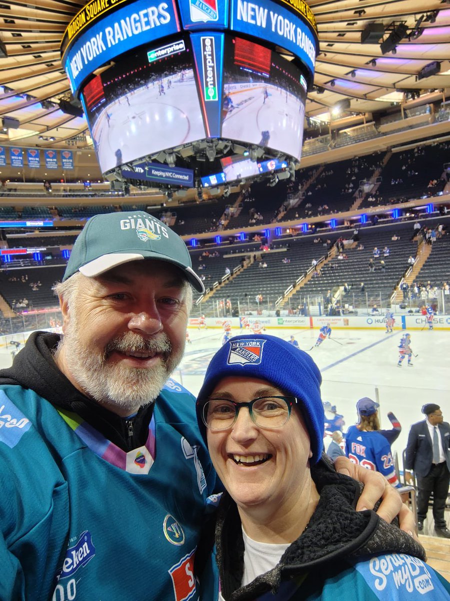 purpleele's tweet photo. First game of the week Rangers v Flames. So happy to get to see Quick again in nets! Of course representing @BelfastGiants with @rykervo https://t.co/0KBOLfchmb