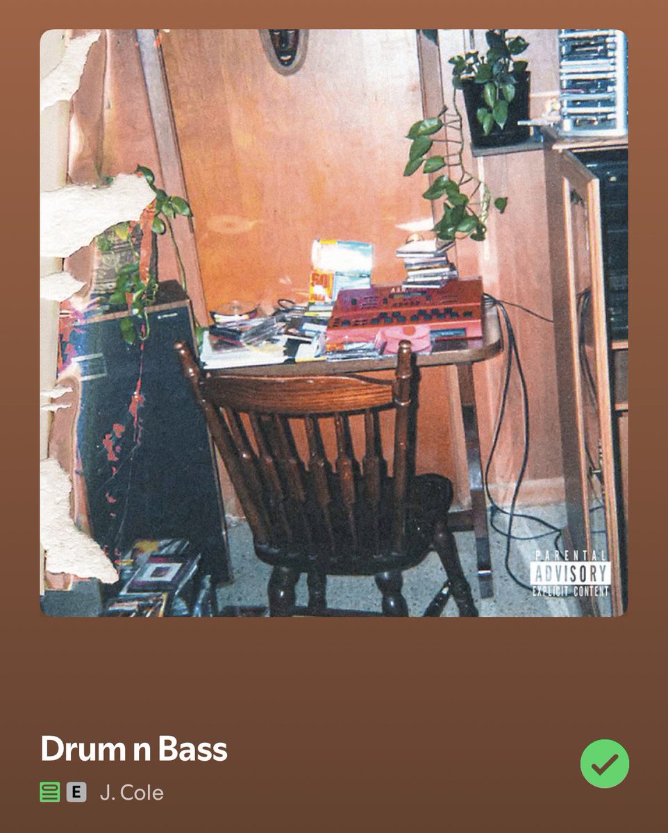 HipHopAllDay's tweet photo. Only the real appreciate these songs back-to-back on The Fall-Off. https://t.co/cIbbbBBkkl