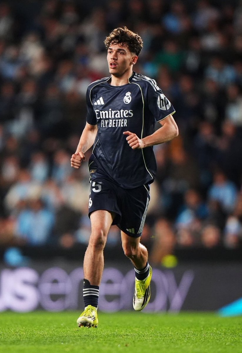 (fan) REAL MADRID FANS 🤍 tweet media