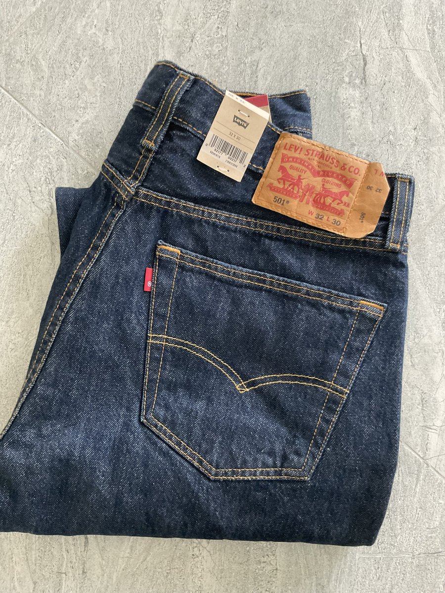 kridchanok's tweet photo. Levi’s501 @kridchanok https://t.co/QB84VXKLq2