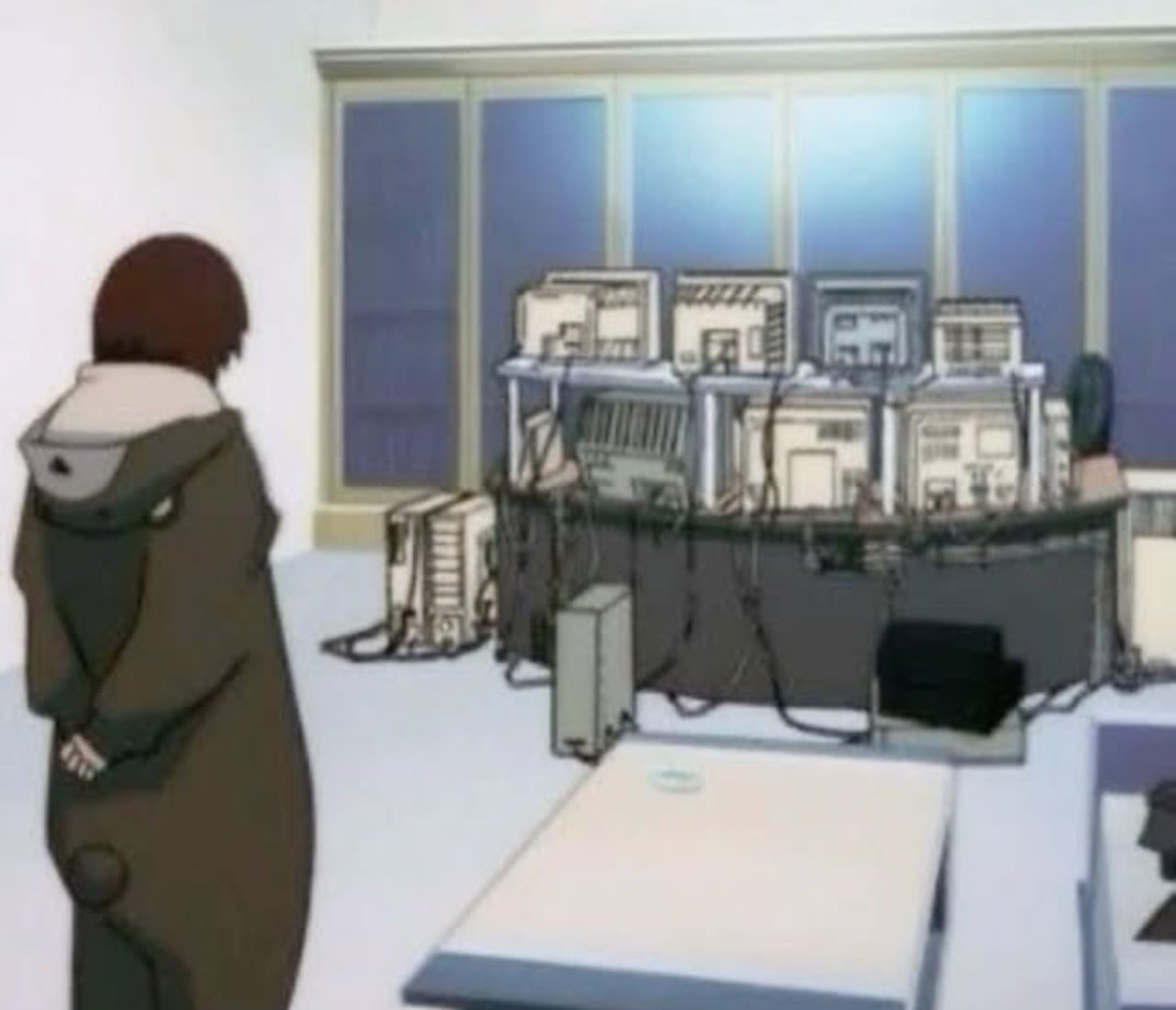 "mal posso esperar pra arrumar um emprego e começar ajudar em casa"

Eu com meu primeiro salário: