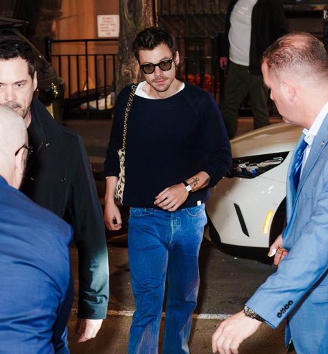 hshq pr agent tweet media