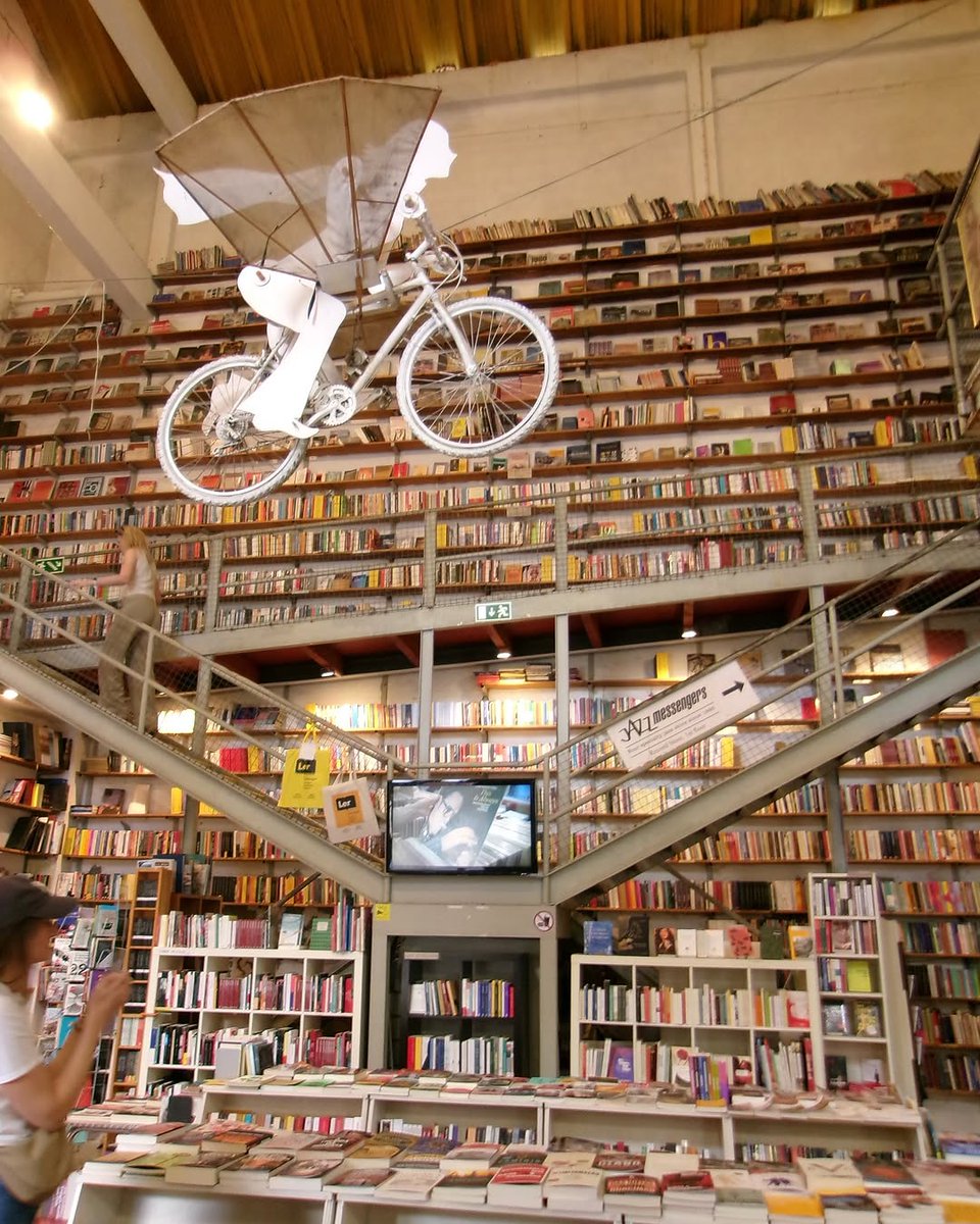 KODAKPIXPRO's tweet photo. Book heaven in Lisbon 📚
.
.
.
.
.
📸credit: IG @maisie_lane
Shot with: KODAK PIXPRO FZ45

#kodakfz45 #fz45 #books #bookstore #lisboa #portugal #travel #kodakpixpro #kodak #pixpro #camera #photography #potd #picoftheday #photooftheday #repost #dontphoneitin #memoriesmatter https://t.co/uXBQ9nzL0B