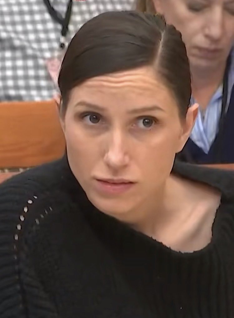 allcapskat's tweet photo. This is how she looks at every single state witness.
#KouriRichinsTrial #KouriRichins #Kouri #Richins #EricRichins https://t.co/qe2Xs87vjp