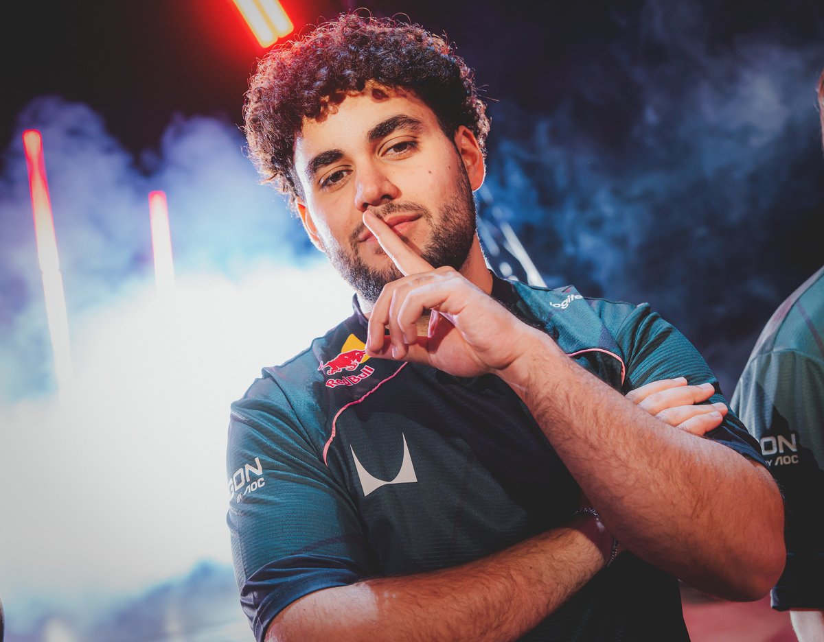 VCTatualizado's tweet photo. 🏅🌎 TOP 4 DO VALORANT MASTERS SANTIAGO:

🇺🇸 @NRGgg 
🇰🇷 @NS_RedForce 
🇺🇸 @G2VALORANT 
🇸🇬 @pprxteam https://t.co/QeTLnwNVLn