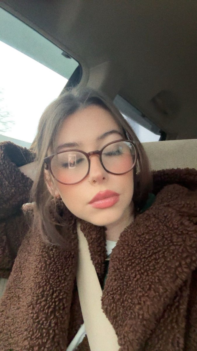 Goddess HM🍒Findom tweet media