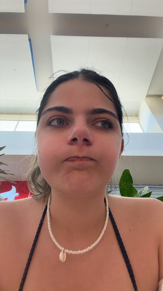 GirlOfNox tweet media