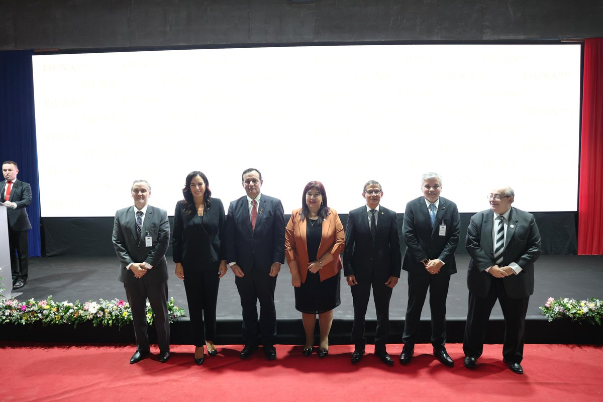 Claudia Centurión tweet media