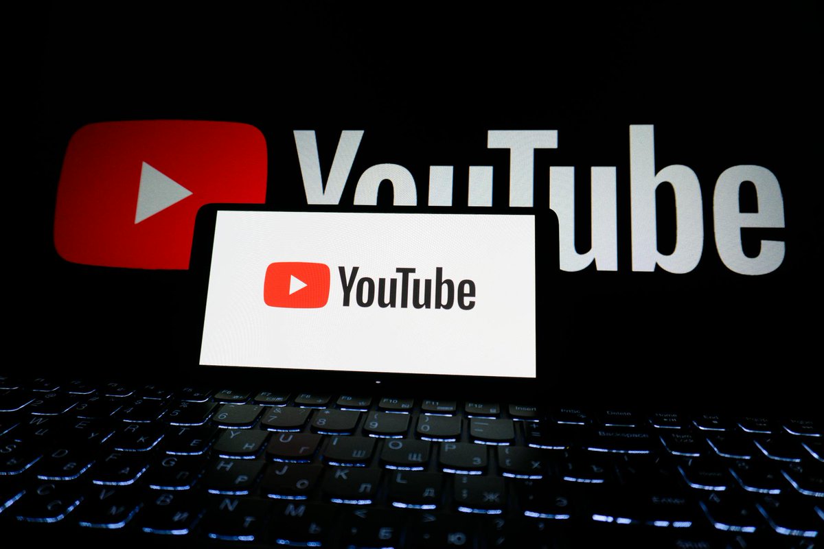 kavout's tweet image. YouTube just surpassed Disney in revenue, becoming the world's largest media company! This isn't just content, it's a massive shift with huge implications for $GOOGL investors.

Is your portfolio ready for the new media king?
#MediaTech #Alphabet #GrowthStocks