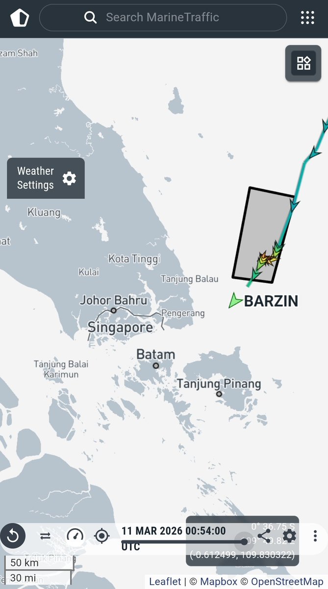 Eopl 🇮🇷 Container ship BARZIN (9820269) passing Singapore Strait into ...