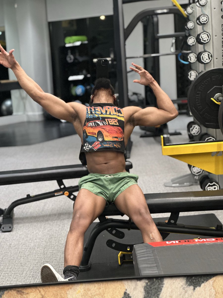 Perfumed Porno Vampire tweet media