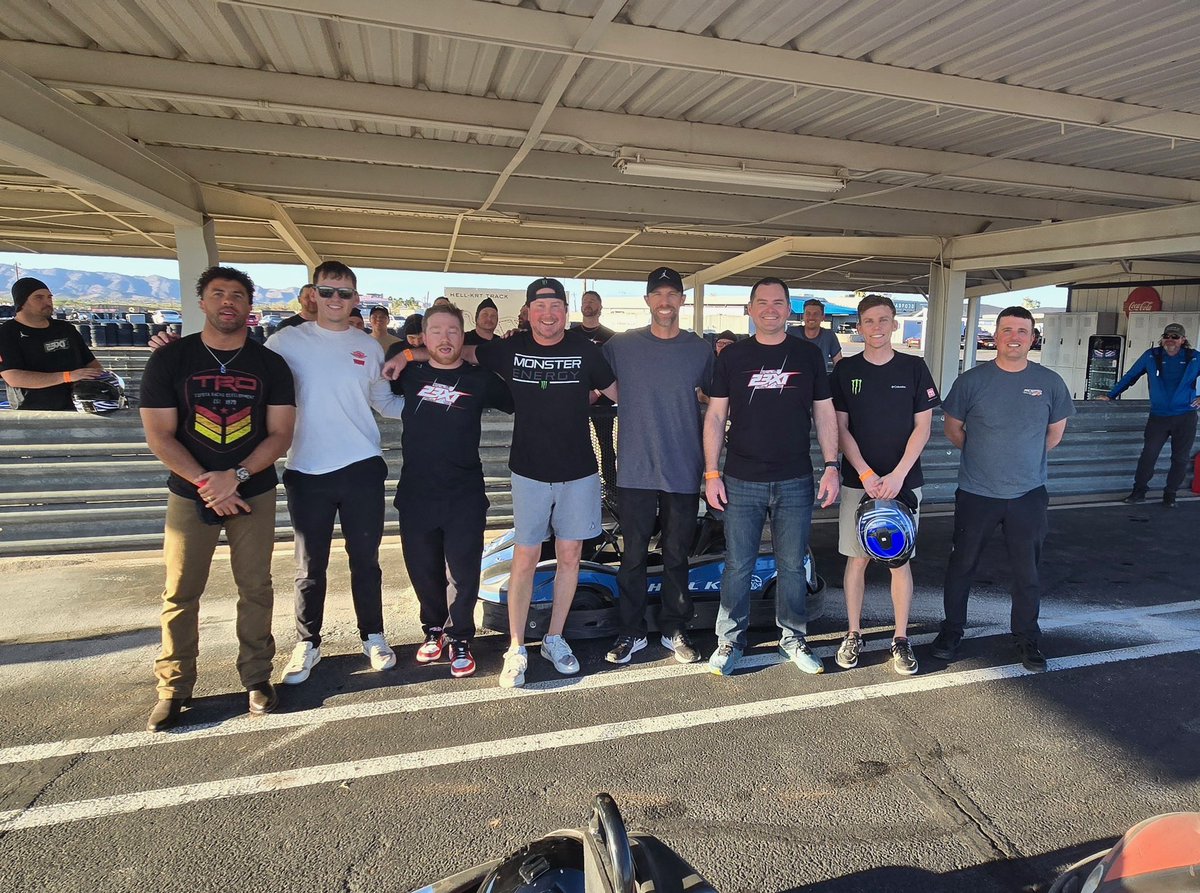 Kurt Busch tweet media