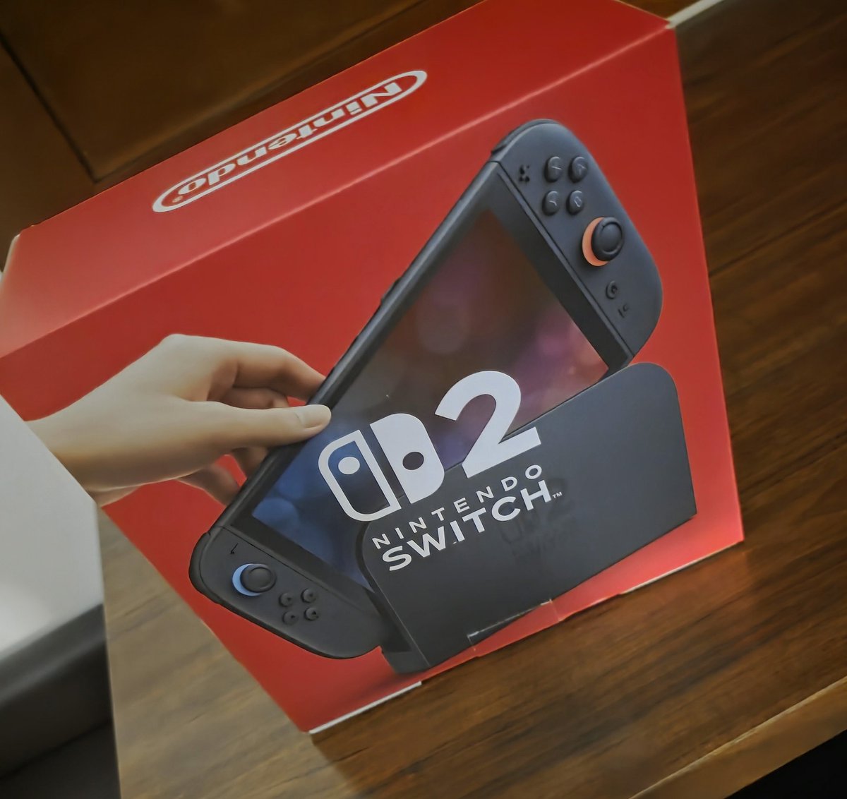 ParlamanS's tweet photo. @Lbabinz Just picked up the last one in stock at the nearest Staples https://t.co/fjEbLcis08