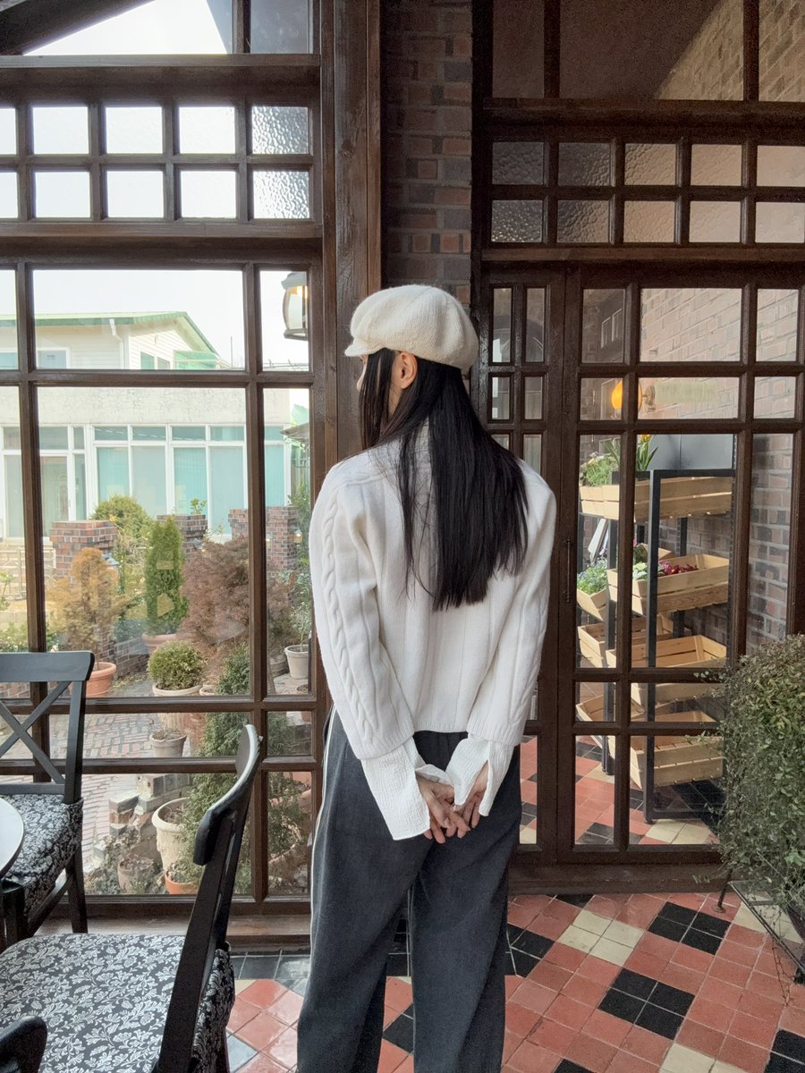 knitting_nini's tweet photo. 포에토캡
금방 떠지고 재밌다!
처음 시작하고 몇단은 힘들지만(콧수가 적어서)
어느정도 뜨면 너무 쉽게 끝난다능 https://t.co/uoGtHlQWiu