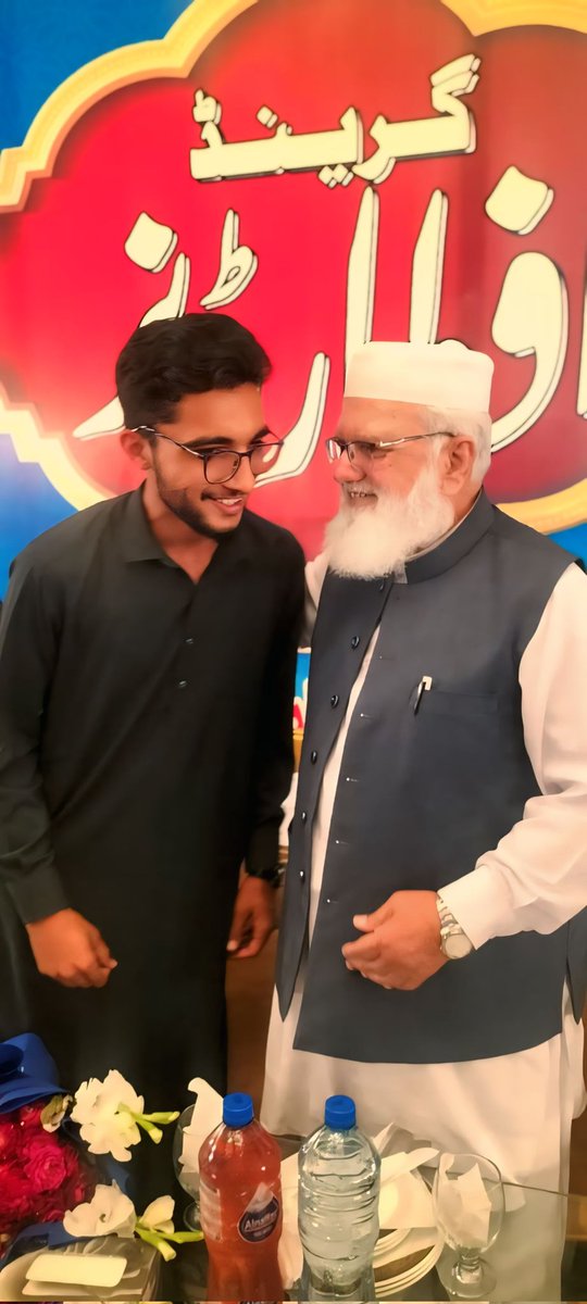 SaifullahDuggal's tweet photo. نائب امیر جماعت اسلامی پاکستان و سابق ایم این اے مُحترم لیاقت بلوچ صاحب کے ساتھ افطار ڈنر کے موقع پر خوشگوار مُلاقات
@JIPOfficial @liaqatbalochji https://t.co/rrgCNQQJLa
