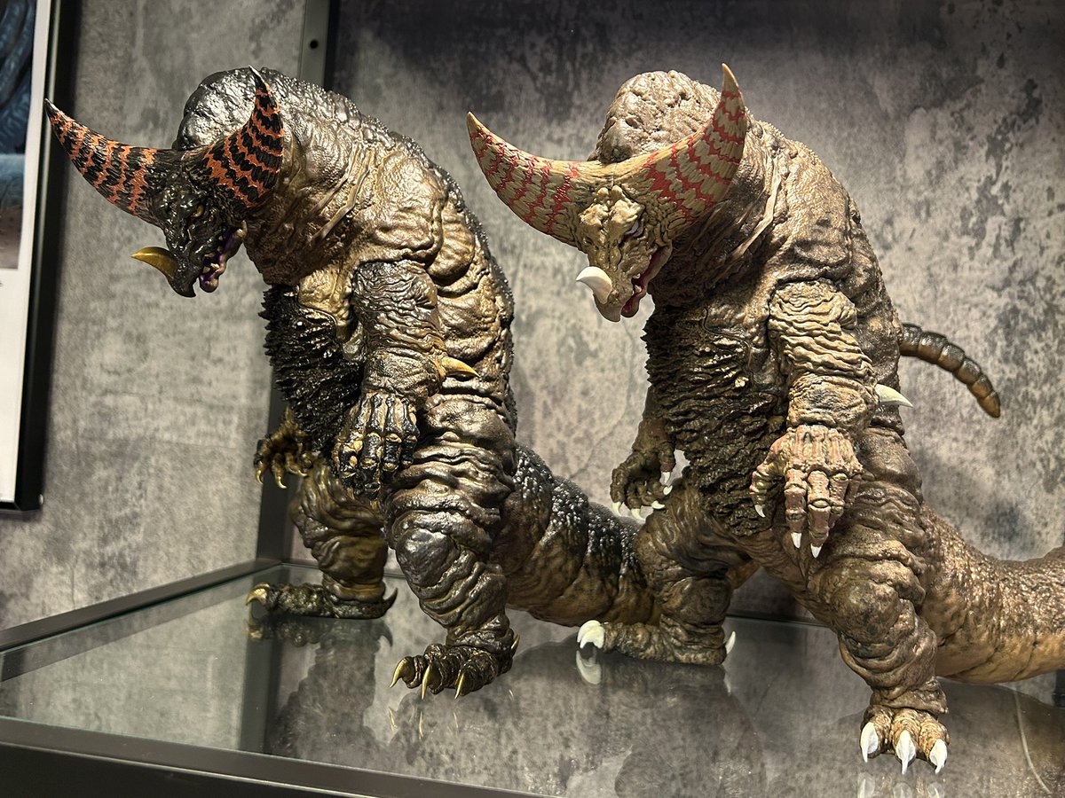 ULTRATAKU tweet media