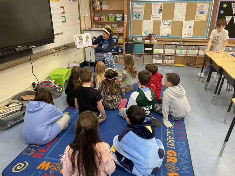 Washington School tweet media