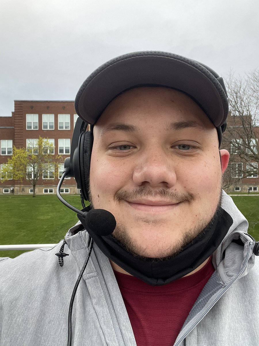 CoachRonan's tweet photo. I’ve always loved football, and I’ve fallen in love with the Garnet and Gray over the last few years. As of tonight’s BOE meeting, I’m so proud to be the next head varsity football coach for the Watervliet Cannoneers. @TUSidelines @RodgerWyland @dgazettesports @MarisaJacquesTV https://t.co/si1vHRglsc