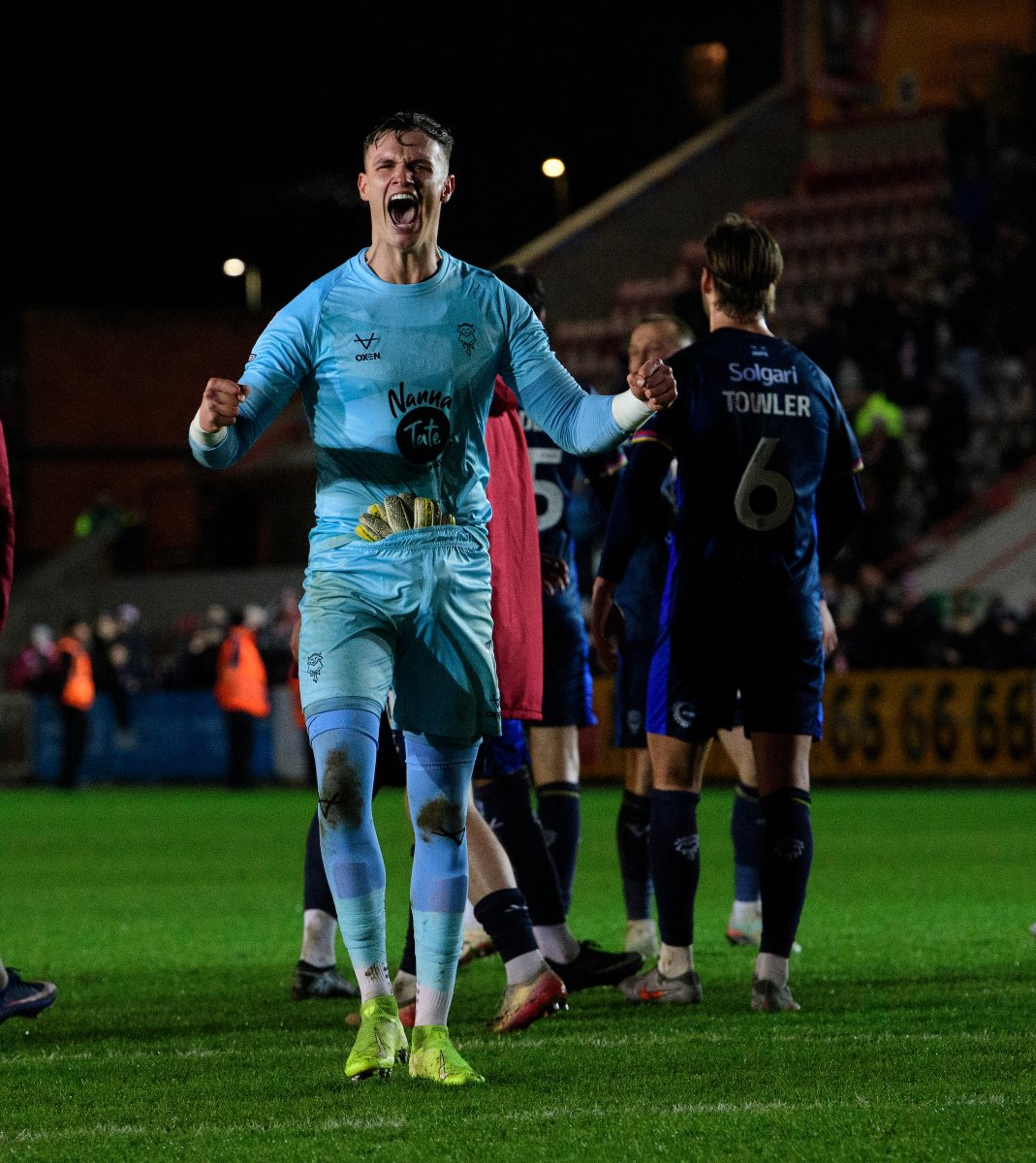 Lincoln City FC 🇺🇦 tweet media