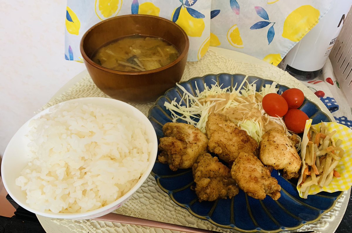 m39099441's tweet photo. 退院してから目眩酷くてご飯作れてない😵‍💫
皆の美味しそうなご飯眺めながら私も早く目眩治してご飯作らないとなーって思ってる今日この頃🙃
入院前のご飯投下して
皆のご飯やお弁当を眺めて過ごそうと思います🥹
 #過去ご飯 #料理好きな人と繋がりたい #おうちご飯 https://t.co/iUihfj9OUy