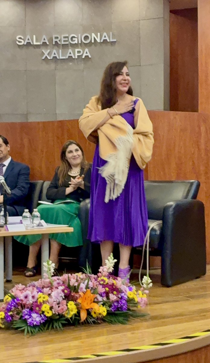 Eva Barrientos tweet media