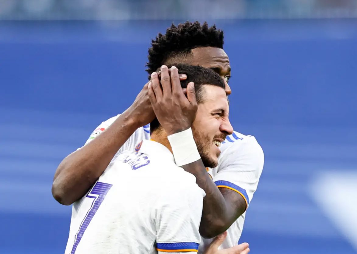 🚨🗣️ إيدين هازارد عن فينيسوس جونيور : أعتقد أن فيني شخص يعشق كرة القدم، ويريد أن يلعبها ويستمتع بها، تمامًا كما كنتُ أستمتع أنا على أرض الملعب.

عندما نتحدث عن فيني، نركز أكثر على ما يمر به من أحداث أكثر مما يقدمه على أرض الملعب، لأن الناس يميلون إلى نسيان مدى تميزه كلاعب كرة