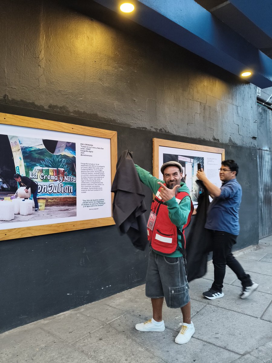 ¡Larga vida al Circo Volador! Hoy inauguran esta expo fotográfica sobre el pulque y acá andamos saludando a la banda.