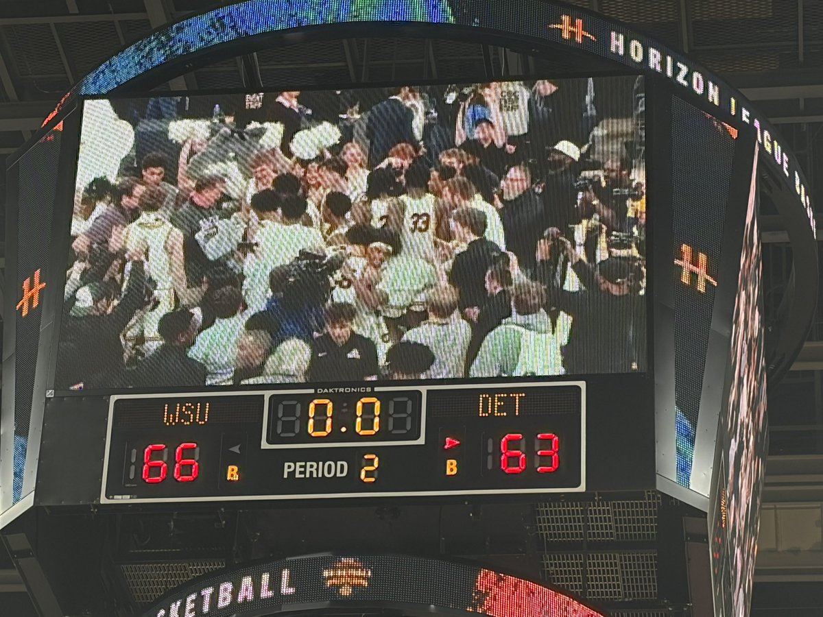 Rob Brown tweet media