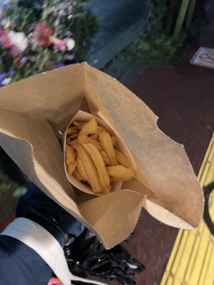 angelincream's tweet photo. ミニストップのポテト！ https://t.co/0eSGZ06htK