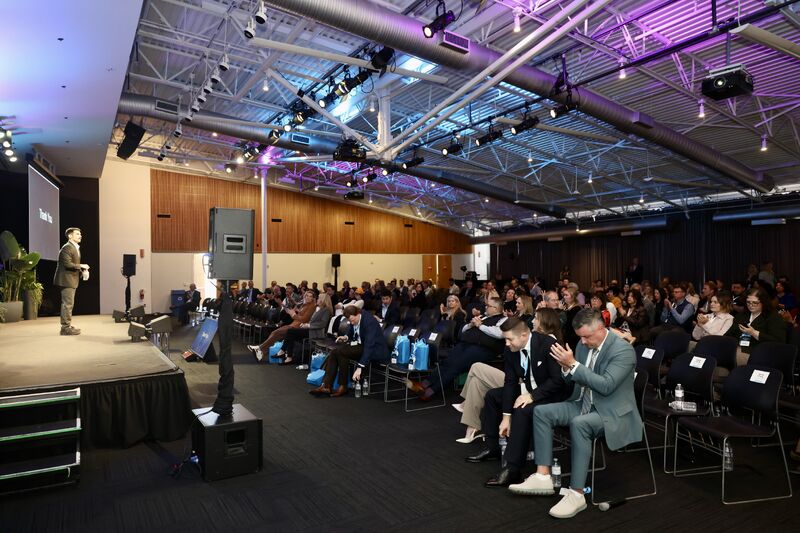 Topher Stephenson | CRE AI, Ops, Marketing tweet media