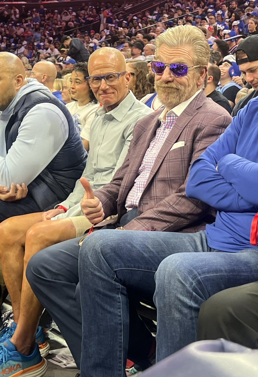 Howard Eskin tweet media