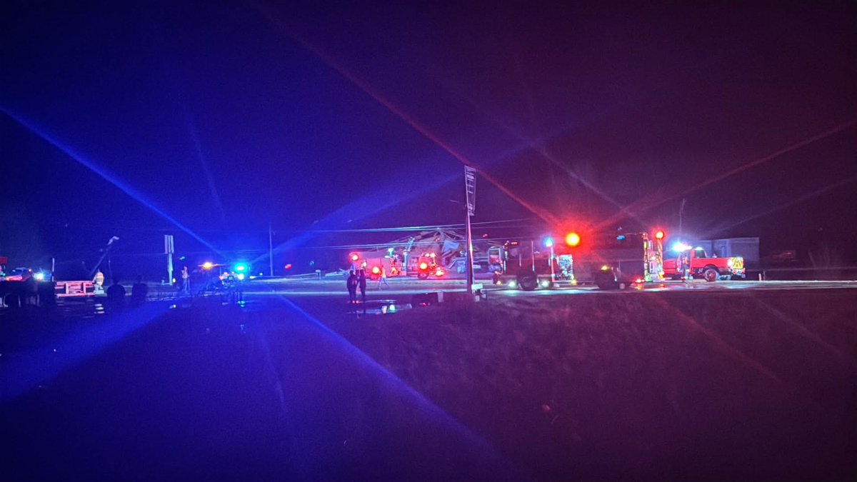 Live Storm Chasers tweet media